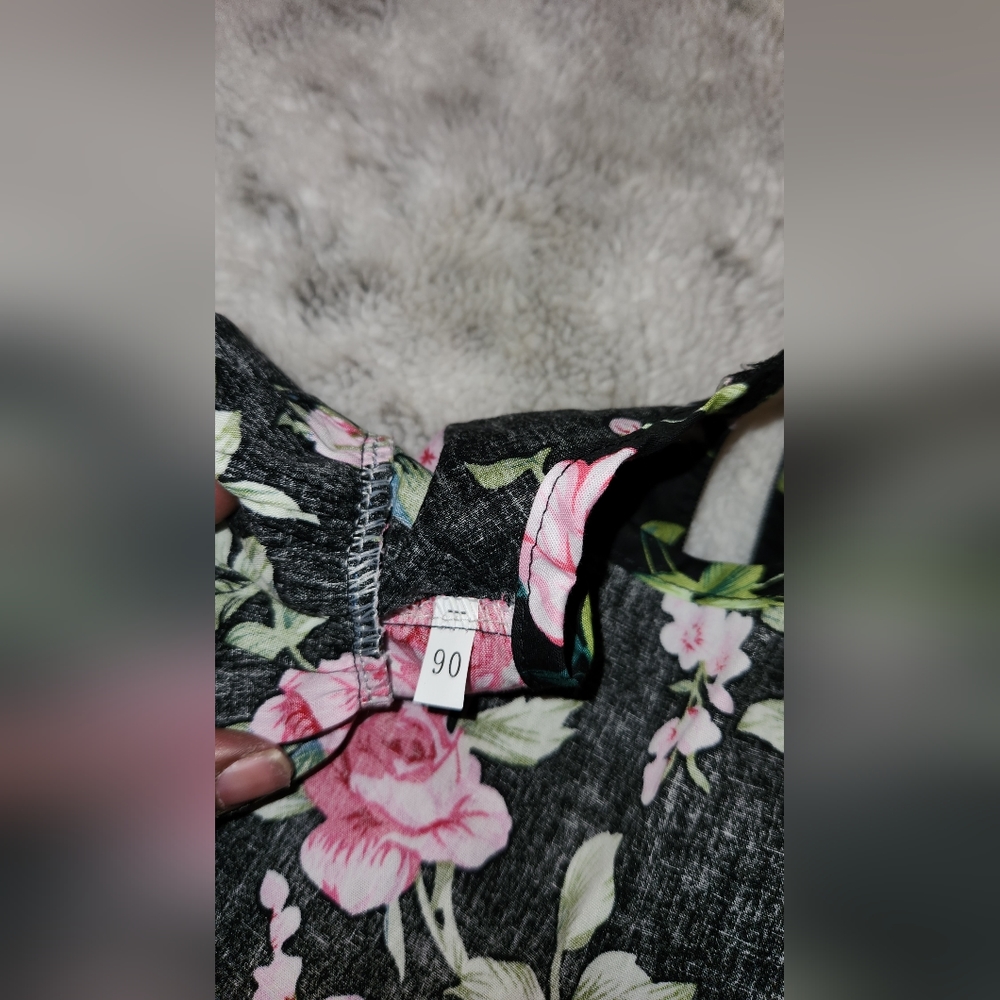 NWOT !! TODDLER FLOWER DRESS - Picture 5 of 5
